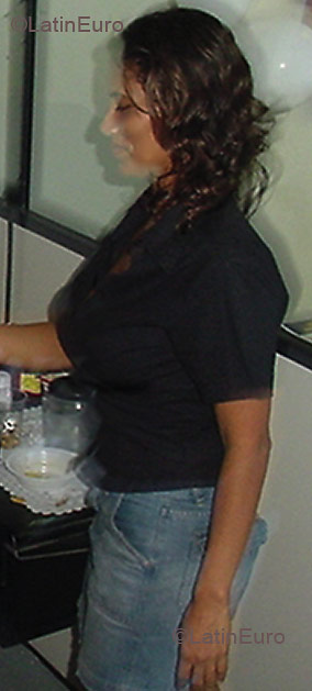 Date this delightful Brazil girl Luciana from  B3135