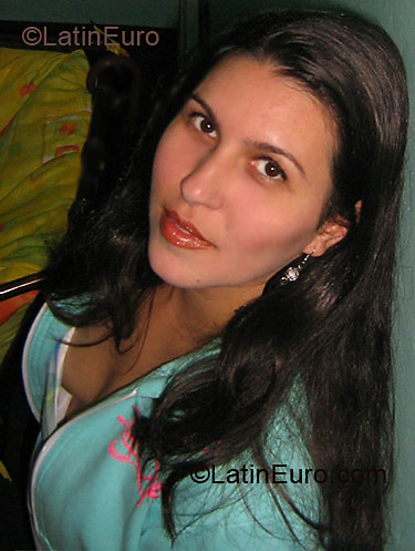 Date this sultry Brazil girl Andreia from PORTO ALEGRE B3142