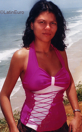 Date this sensual Brazil girl Suzana from IBICARAI B3261