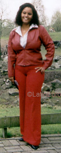 Date this stunning Brazil girl Sueli from RIO DE JANEIRO B3267