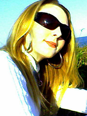 Date this tall Brazil girl Fabiana from GUARATUBA B3277