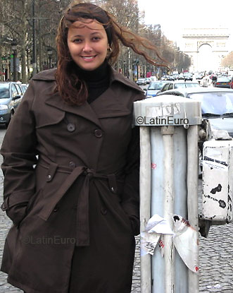 Date this happy Brazil girl Luciane from SAO PAULO B3336