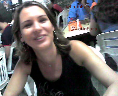 Date this attractive Brazil girl Adriana from Recife B2310