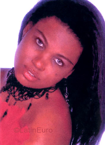 Date this happy Brazil girl Alexandra from GOVERNADOR VALADARES B3385