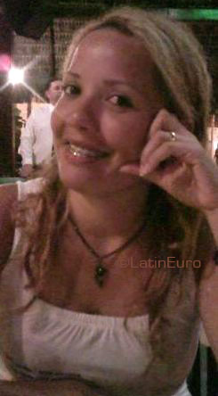 Date this nice looking Brazil girl Kleanny from SAO LUIS B3458