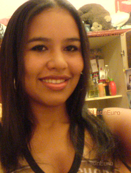 Date this charming Brazil girl Saile from PORTO VELHO B3529