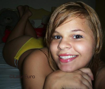 Date this georgeous Brazil girl Larice from GOVERNADOR VALADARES B3603