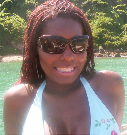 Date this sensual Brazil girl Valeria from COSMOPOLIS B3682