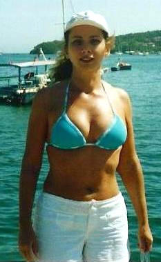 Date this young Brazil girl Fernanda from ARARAQUARA B3692