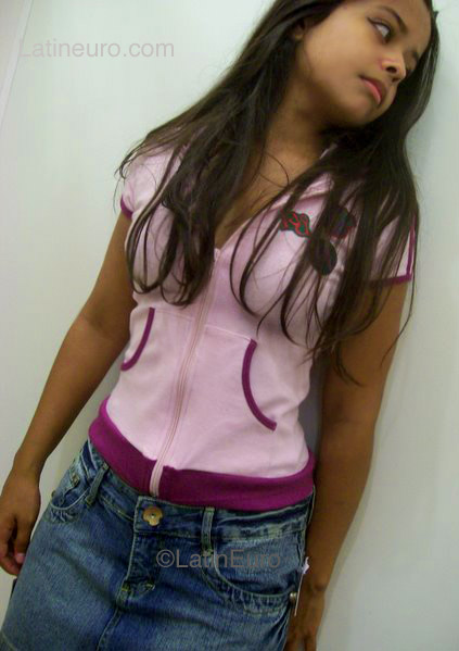 Date this stunning Brazil girl Priscila from  B3727