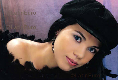 Date this hard body Brazil girl Soraia from SAO JOSE B3852