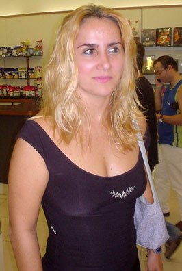 Date this lovely Brazil girl Carla from SAO MIGUEL DO GUAMA B3940