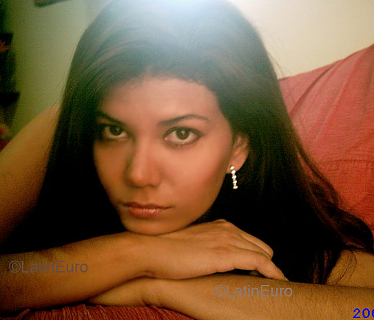 Date this georgeous Brazil girl Claudia from JOAO PESSOA B4065