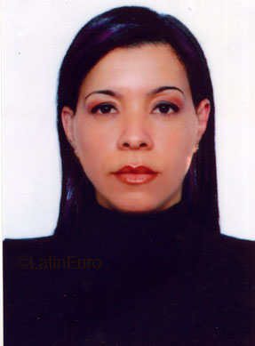 Date this hard body Brazil girl Joana from BELO HORIZONTE B4099