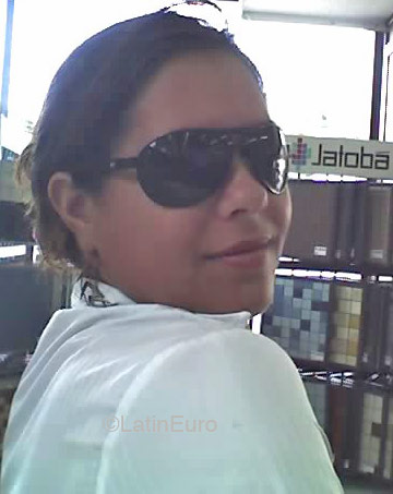 Date this happy Brazil girl Josy from ATIBAIA B4126