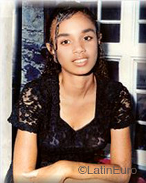 Date this sensual Brazil girl Janaina from PENAPOLIS B4172