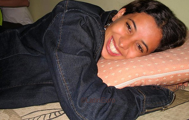 Date this exotic Brazil girl Ana from PELOTAS B4181