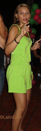 Date this georgeous Brazil girl Ana from MARITUBA B4197