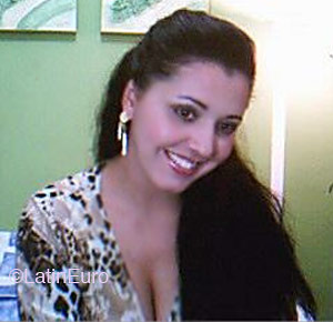 Date this beautiful Brazil girl Giseli from  B4220