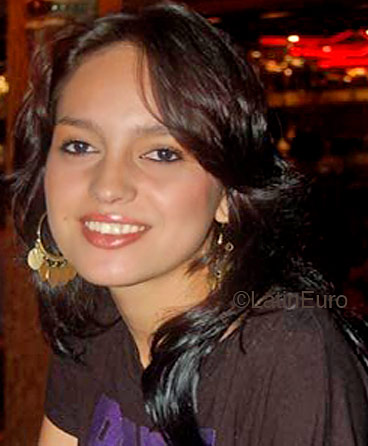 Date this fun Brazil girl Veronica from MANAUS B4252