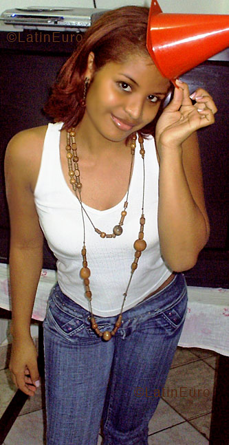 Date this beautiful Brazil girl Mirlene from MANAUS B4306