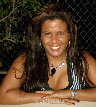 Date this passionate Brazil girl Roberta from RIO DE JANEIRO B4317