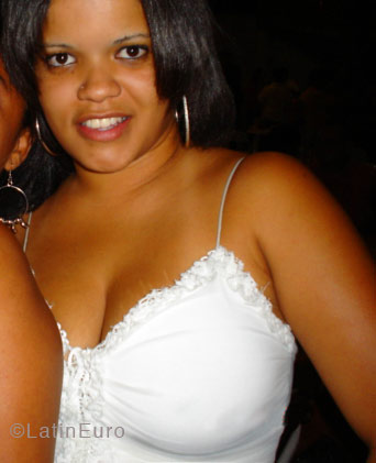 Date this stunning Brazil girl Renata from  B4324