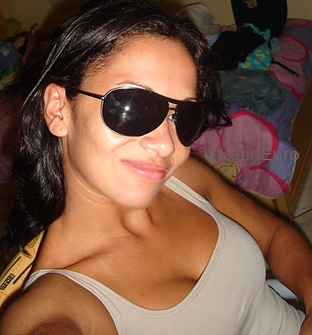 Date this charming Brazil girl Lidiana from PORTO VELHO B4374