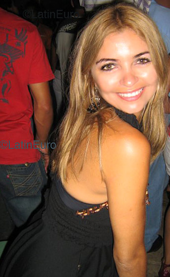 Date this exotic Brazil girl Rozinara from  B4440