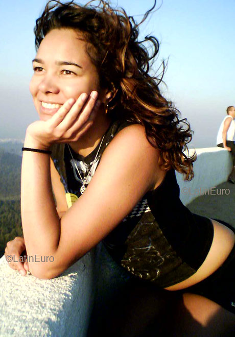 Date this charming Brazil girl Mychelle from  B4519