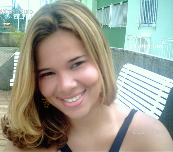 Date this attractive Brazil girl Juliana from JABOATAO DOS GUARARAPES B4528