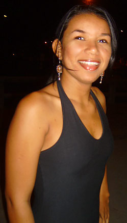 Date this funny Brazil girl Janici from CARINHANHA B4546