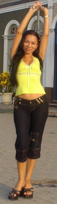 Date this pretty Brazil girl Ana from MANAUS B4556