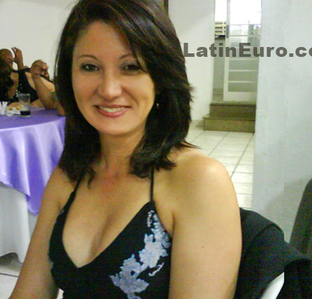 Date this pretty Brazil girl Roseli from Santos B456
