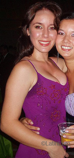 Date this cute Brazil girl Giovana from SAO PAULO B4594