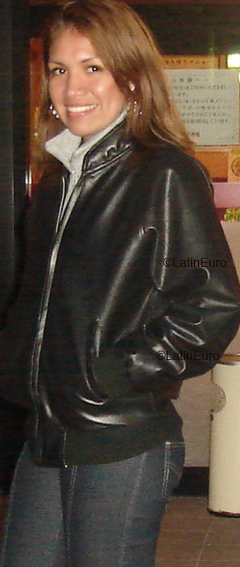 Date this gorgeous Brazil girl Silmara from  B4629