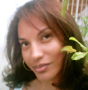 Date this nice looking Brazil girl Regina from RECIFE B4641