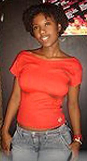 Date this athletic Brazil girl Pamela from SOROCABA B4730