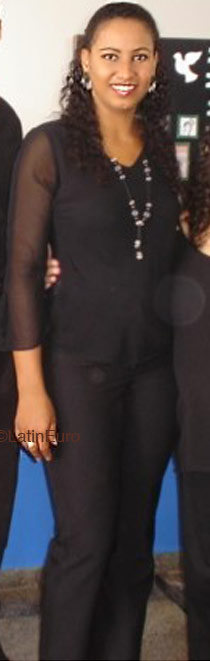 Date this sensual Brazil girl Sidina from BRASILIA B4782