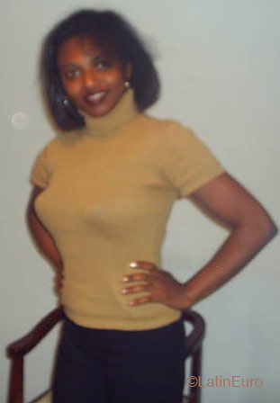 Date this hot Brazil girl Lucia from Diadema B1592