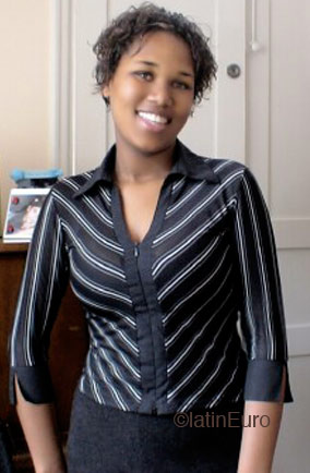 Date this sensual Brazil girl Poliana from SAO PAULO B4787