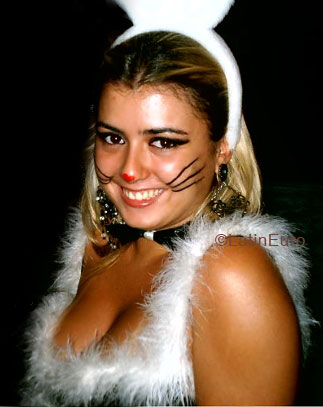 Date this beautiful Brazil girl Vivian from CAMPINAS B4809