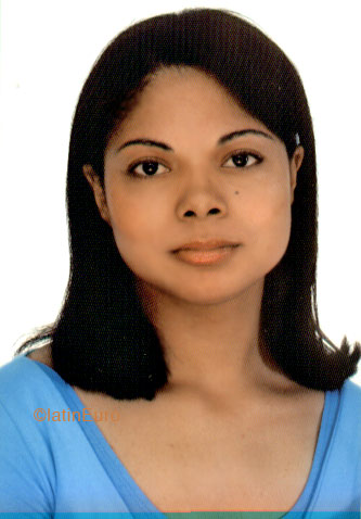 Date this beautiful Brazil girl Gelcina from CURITIBA B4851