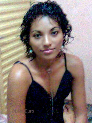 Date this cute Brazil girl Suzi- from MACAPA B4873