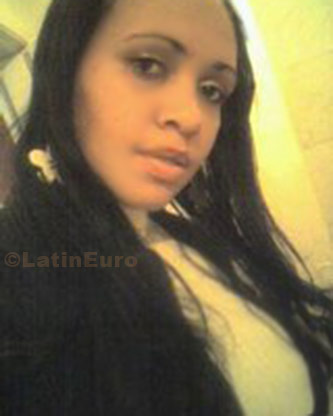 Date this exotic Brazil girl Deiseane from Sao Paulo B490