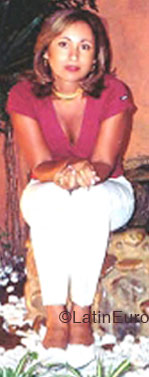 Date this fun Brazil girl Themis from CURITIBA B4982