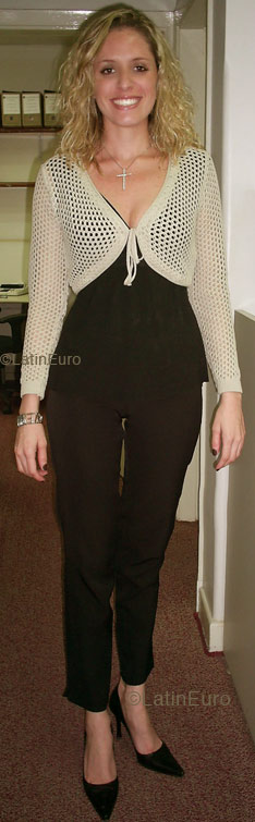 Date this beautiful Brazil girl Fernanda from JARDIM B3780