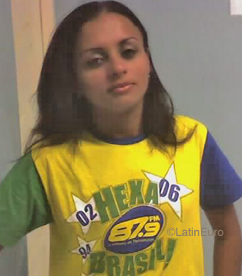 Date this beautiful Brazil girl Nevinha from PARNAMIRIM B5008