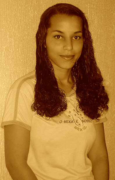 Date this beautiful Brazil girl Nilciele from  B5017