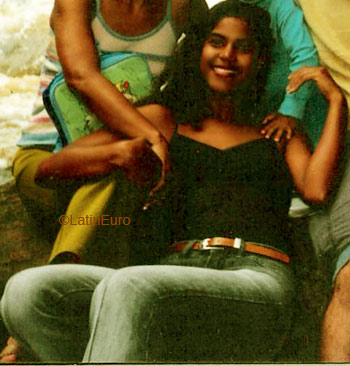 Date this sultry Brazil girl Clecia- from TEOTONIO VILELA B5127